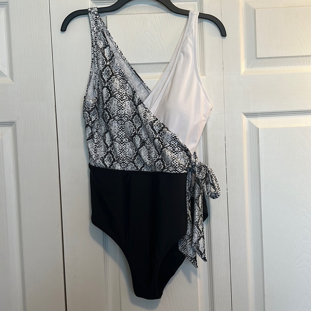 CUPSHE one piece